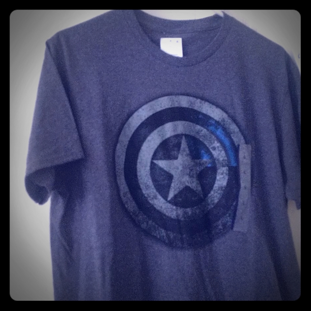 SOLDMarvel Shirt New